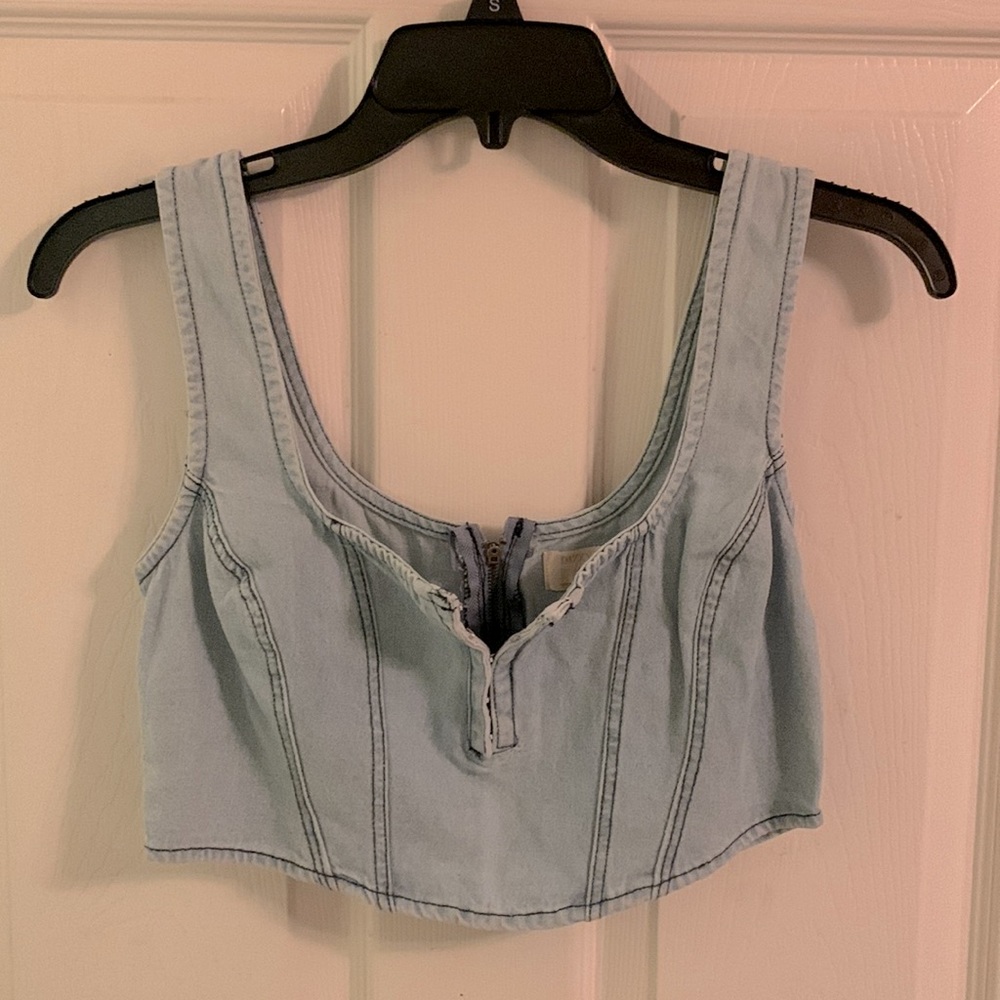 4 pcs for $20 in my store ‼️ Dizzy lizzy Jeans denim top zip back